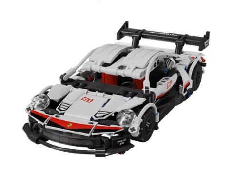 White Bricks Racing Car